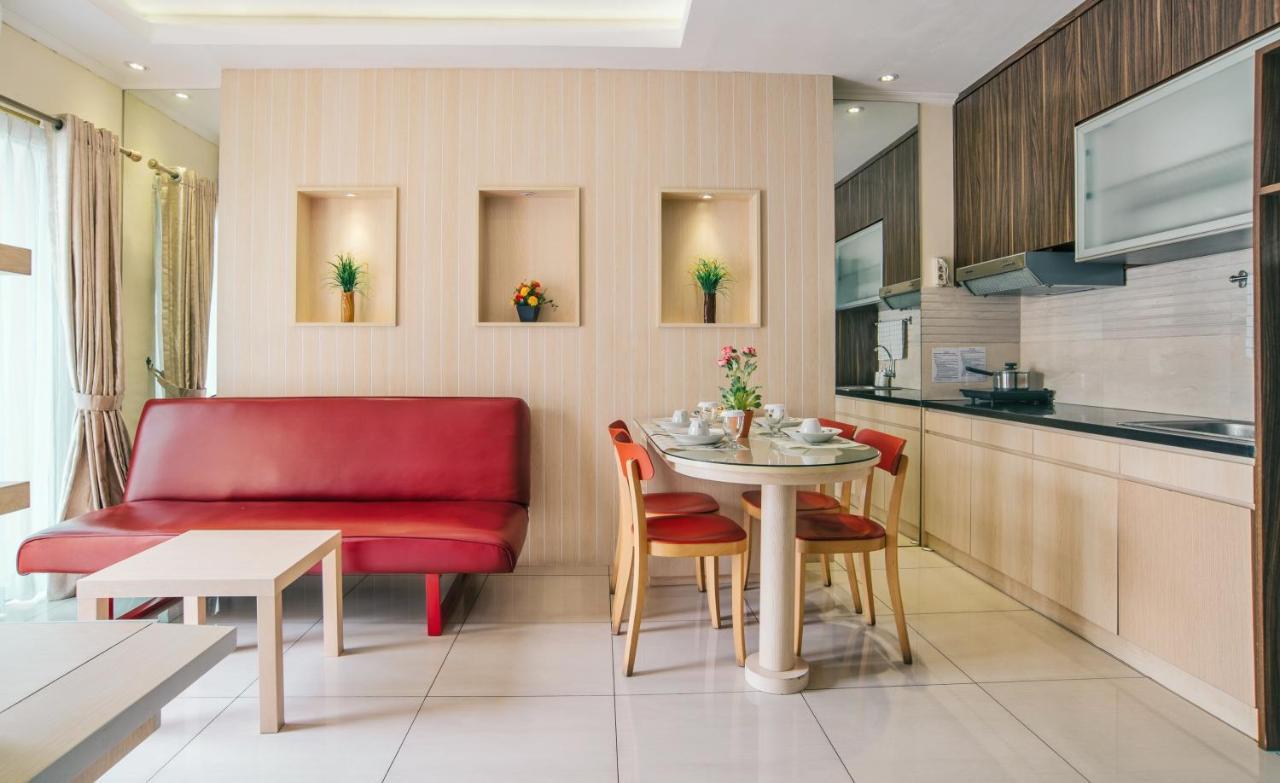 Ravarine Suite Apartment Jakarta Exterior photo
